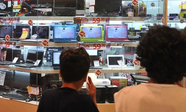 Após nova alta de juros, mercado reduz previsão para o PIB e inflação