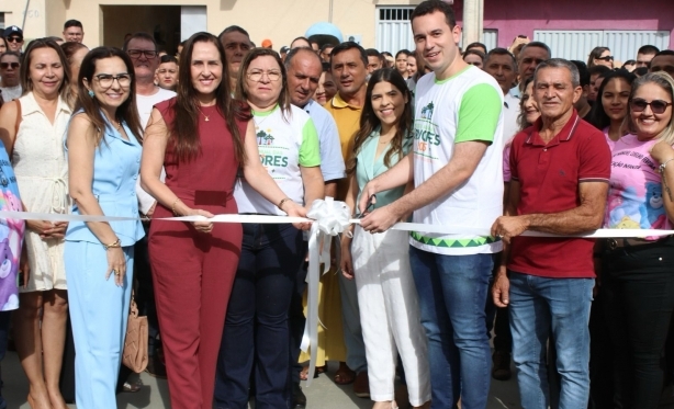 Prefeito Eduardo Entrega Escola Manoel Coelho no Bairro Açude Oriente II