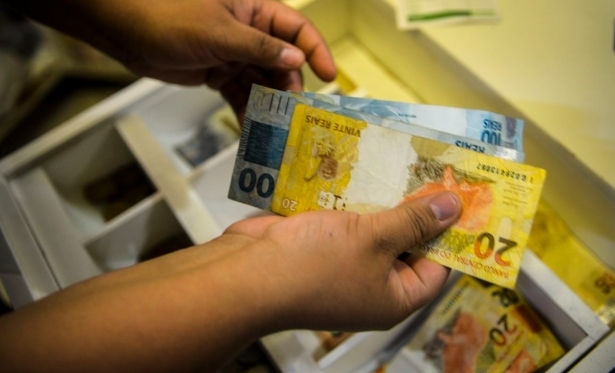 Governo propõe salário mínimo de R$ 1.630 em 2026