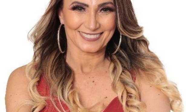 Morre a cantora e compositora Rita de Cássia